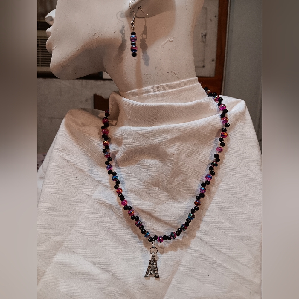 Handcrafted necklace/earrings set